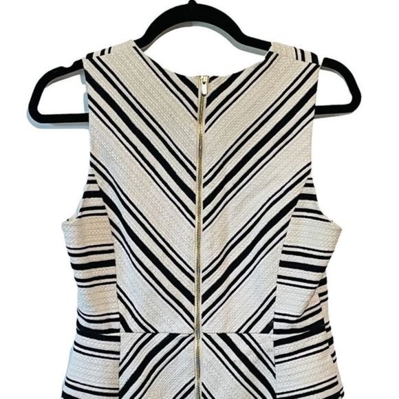 H&M White & Black Aztec Striped Tweed Shift Dress - Picture 3 of 10